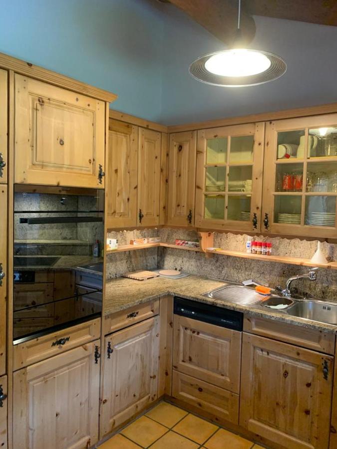 Ferienwohnung Jalet 츄치어브 외부 사진