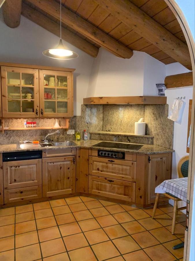 Ferienwohnung Jalet 츄치어브 외부 사진